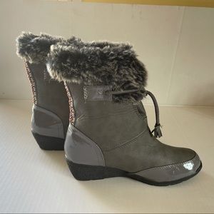 Grey Boots Women’s Size 9 With Wedge Heal And Faux Fur Trim